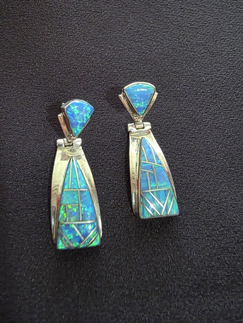 Navajo Marilyn Yazzie Sterling Silver Lab Opal Inlay Dangle Hinge Earrings Vtg - Picture 2 of 12